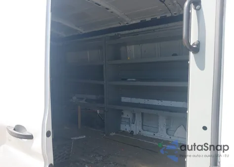 2017 Ford Transit-250 z USA, uszkodzony, nr VIN 1FTYR2CM8HKA29281